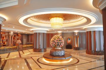 バークレイ ホテル プラトゥーナム バンコク